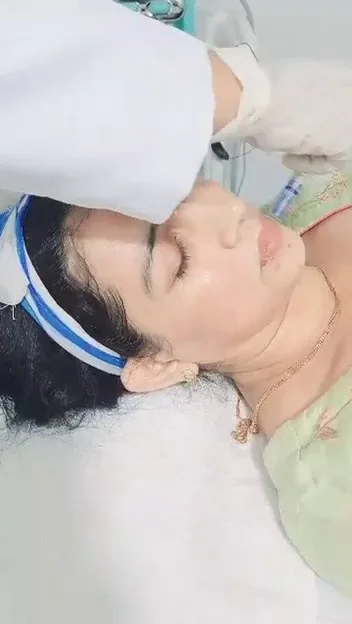 Aesthetic treatment being performed at the clinic